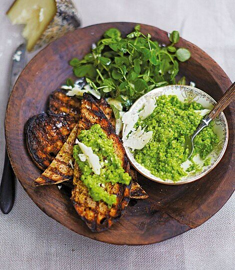 April bloomfield crushed peas on taost