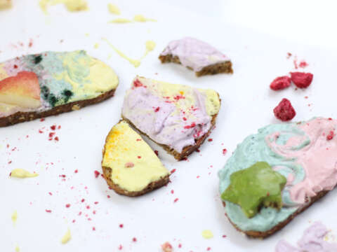 Einhorn Frischkäse Mermaid Toast 679344904 1258x838