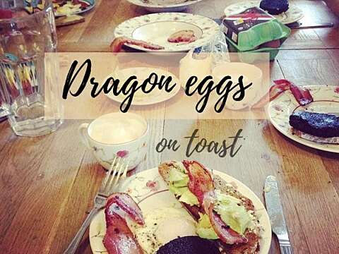 Claire Thomson5 Oclock Apron SWAGGED Dragon eggs