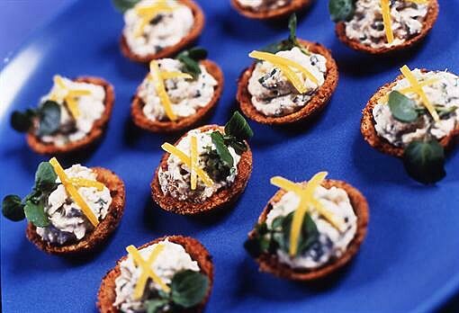 Crispy bread cases smoked mackerel